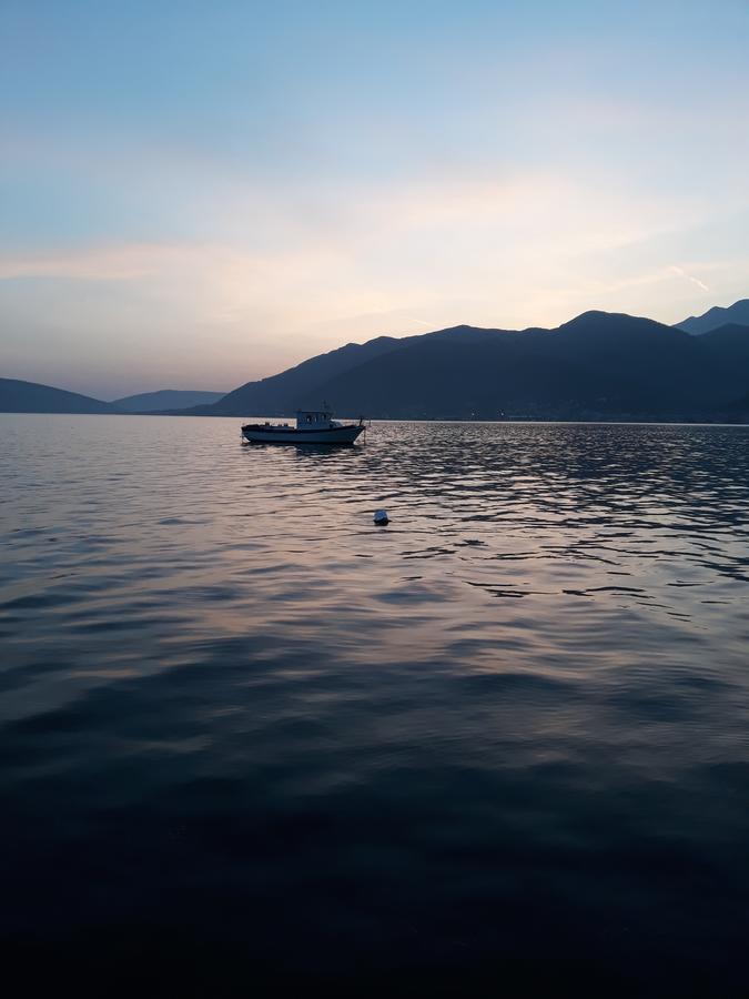 Sobe Tivat Hotell Exteriör bild
