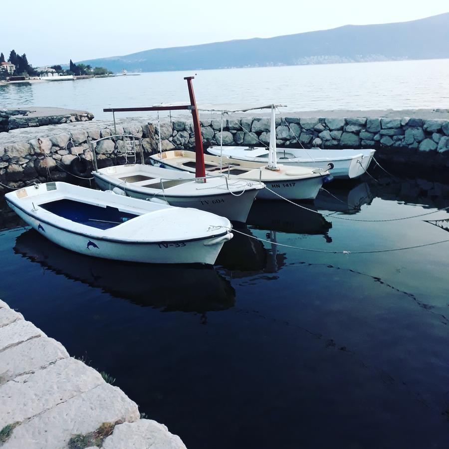 Sobe Tivat Hotell Exteriör bild