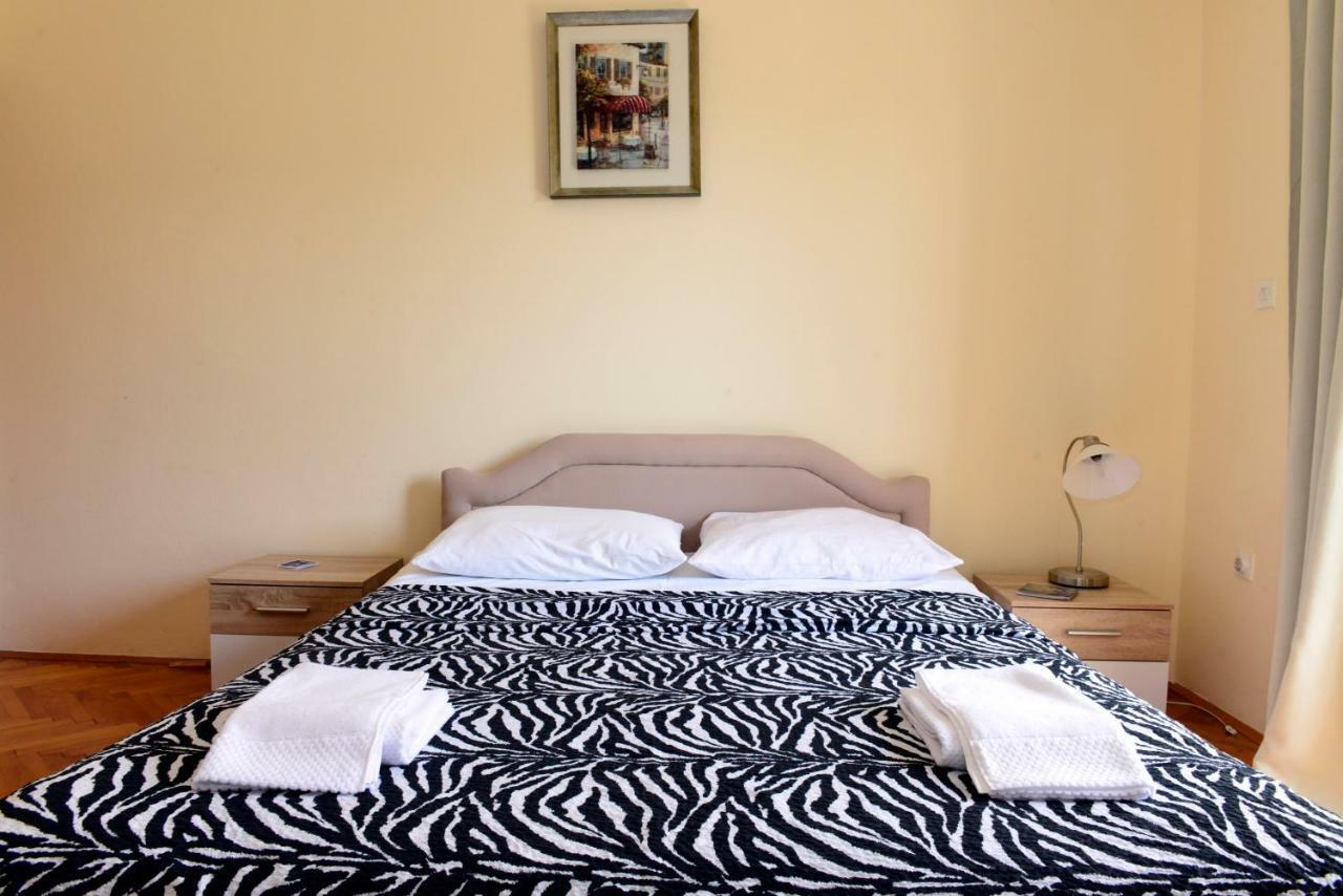 Sobe Tivat Hotell Exteriör bild